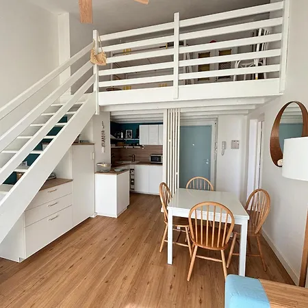 Apartment 6 Pers Au Port Avec Parking Privatif - Fr-1-197-613