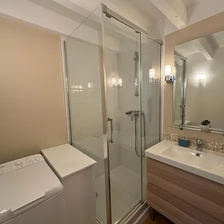 6 Pers Au Port Avec Parking Privatif - Fr-1-197-613